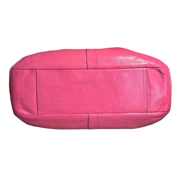 (1405) COACH PURSE ERGO PLEADED PATENT LEATHER HANDBAG FUCHSIA - Picture 5 of 16